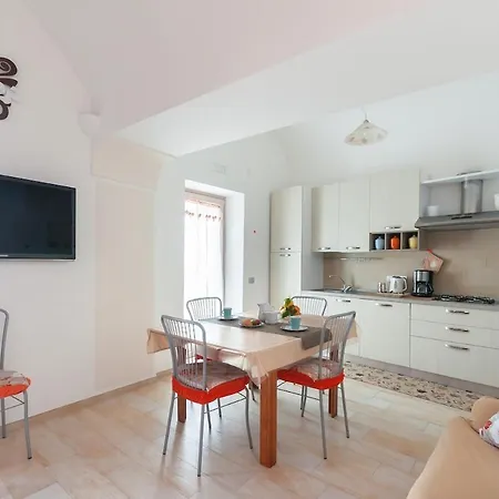 בית נופש La Casa Del Sole קונקה דיי מריני